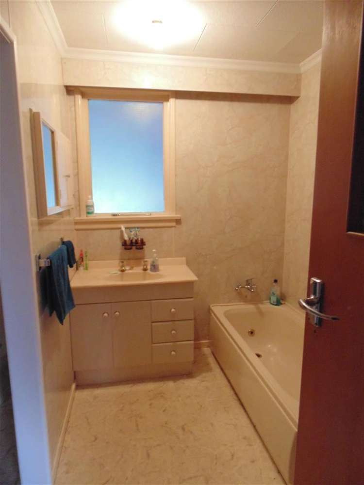 18 Helena Street Lumsden_14