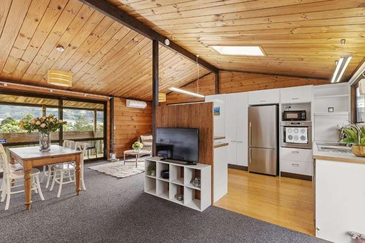 16 Apple Terrace Porirua East_7