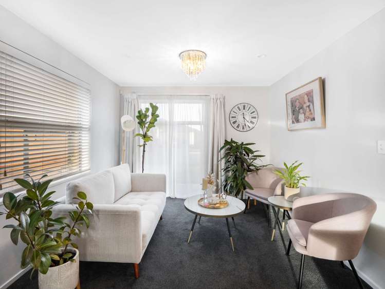 56 Stud Road Yaldhurst_2