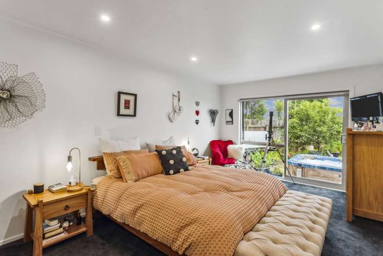 8 Norna Grove Waikawa Beach_9