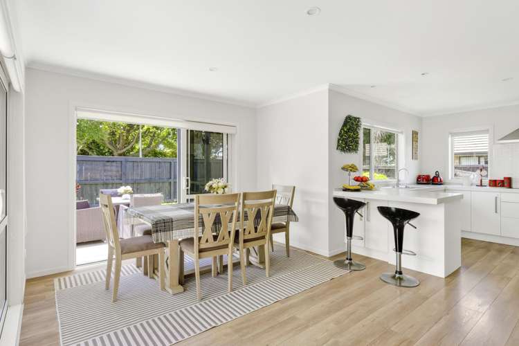 6 Moore Street Leamington_5