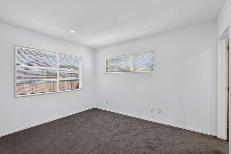 58B Whiting Crescent Greenmeadows_18