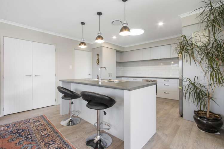 8B Carrick Robertson Place Waihi_9