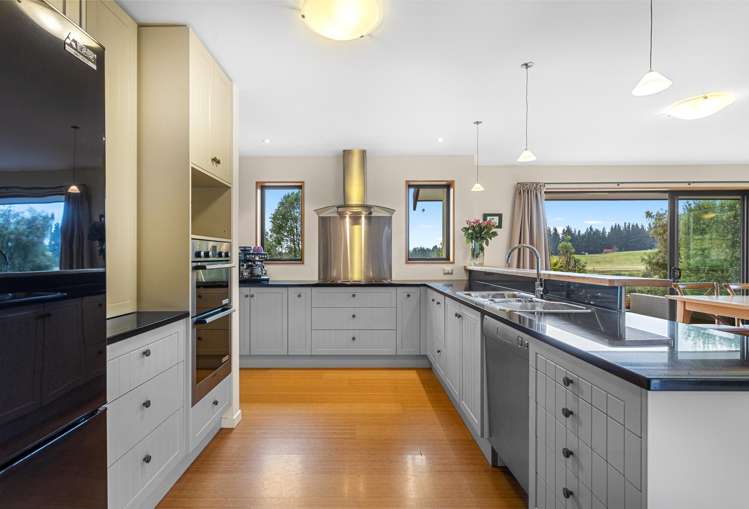 12 Makerikeri Road_2