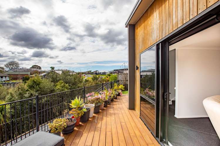 20 Te Tiireke Drive Glenview_19