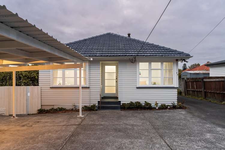 1/9 Beagle Avenue Mount Albert_14