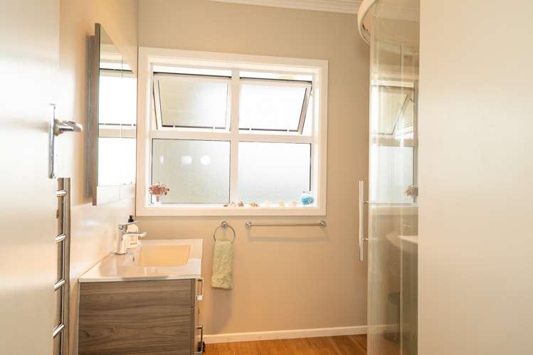 17 Johnsview Terrace Hillcrest_21