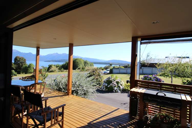 30 Cathedral Drive Manapouri_4