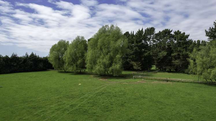 222 Bruce Road Levin_21