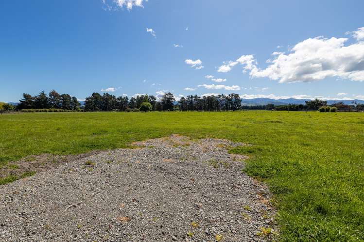 231 Hughes Line West Taratahi_7