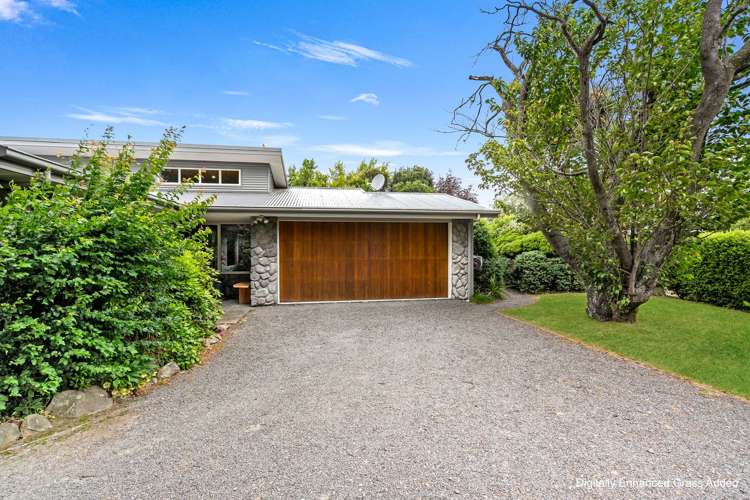 1 Hart Place Lake Coleridge_26