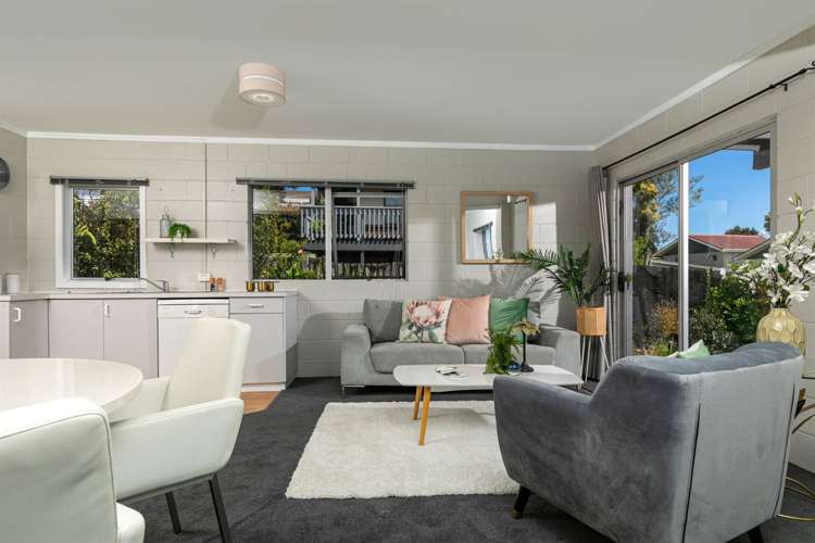 7 Seabar Place Glen Eden_15