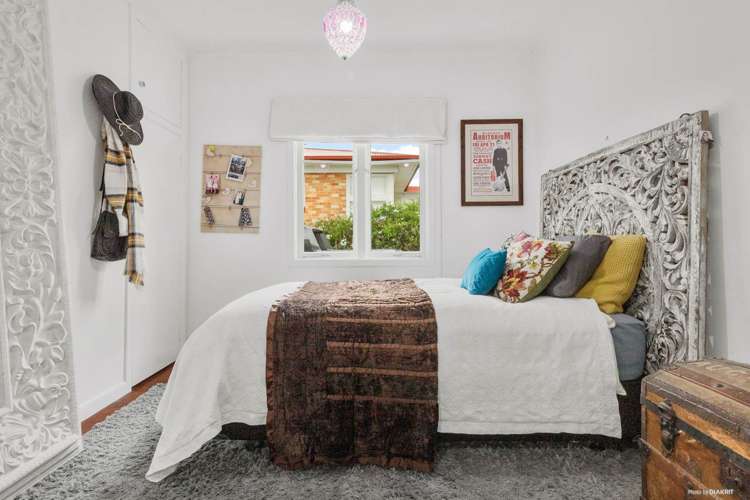 17 Clark Road Pahurehure_11