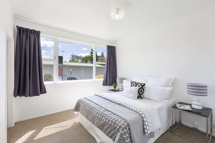 1/73a Salisbury Road Birkdale_10