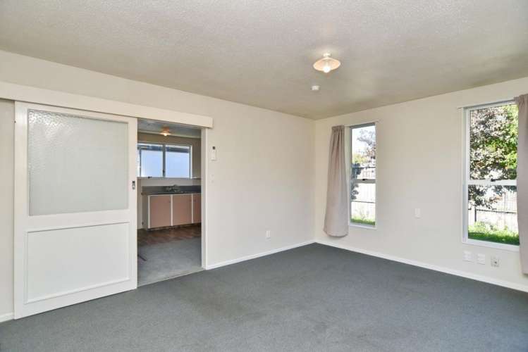 2/5 Tamarisk Place Parklands_5