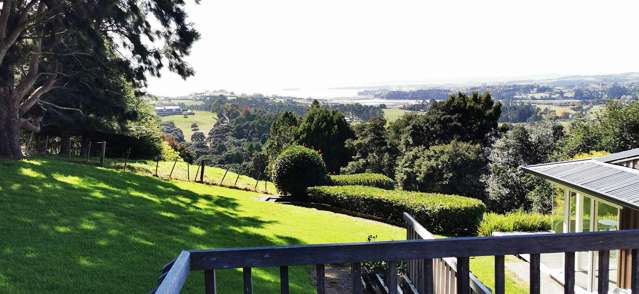 Stunning Rural & Sea Views