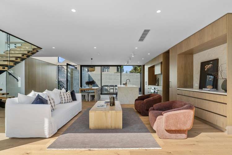 2/36 Tui Street Fendalton_7