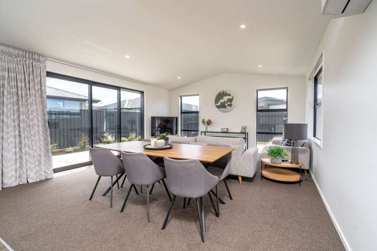 4 Aviation Lane Mosgiel_9