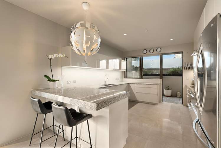 1/1 Hamilton Road Herne Bay_6