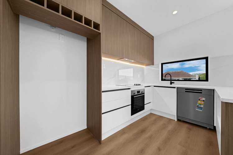 66 McAnnalley Street Manurewa East_3