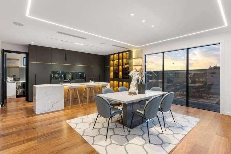 4 Taku Close Long Bay_3