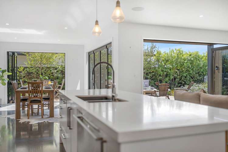 109 Liberty Crescent Beachlands_21