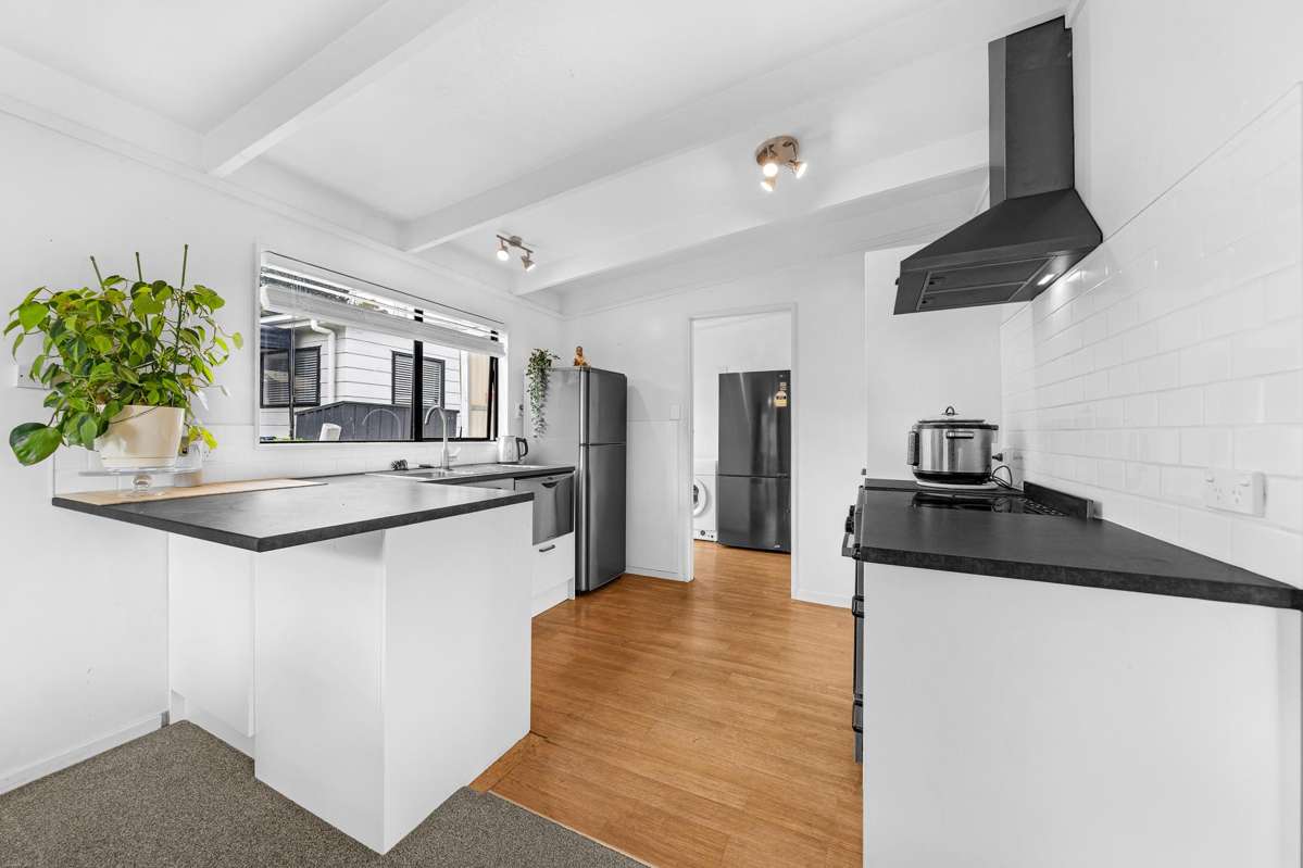 11 Cape Hill Road_2