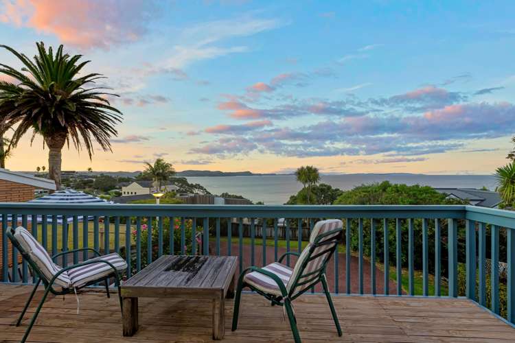 30 Upper Chelverton Drive Red Beach_32