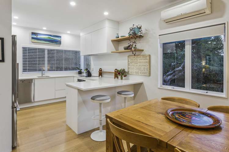 16 Waipuia Place Greenhithe_8