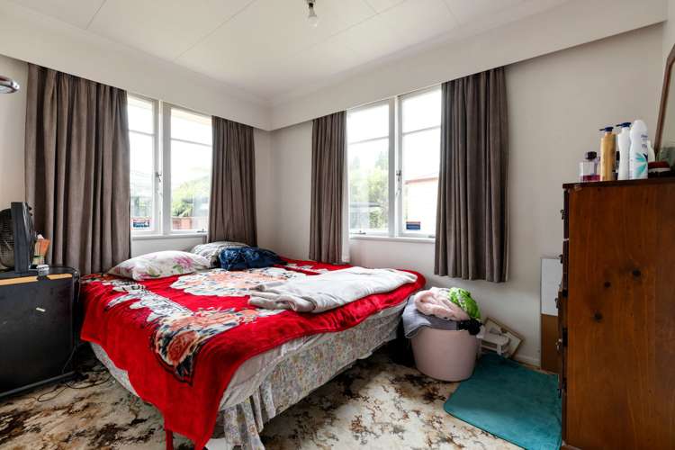 1/19 Greta Street Glenview_14