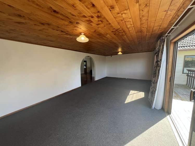 1143 Whangaparaoa Road Tindalls Beach_15