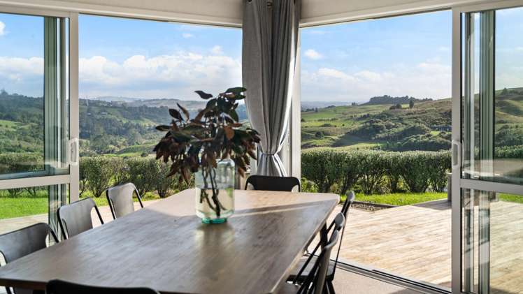 175 Chamberlain Road Bombay_8