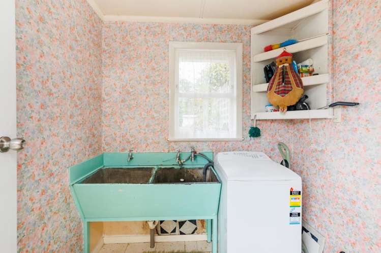 7 Clarke Avenue Highbury_21