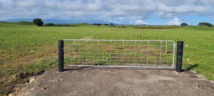 Coast Road North Taranaki Bight_15