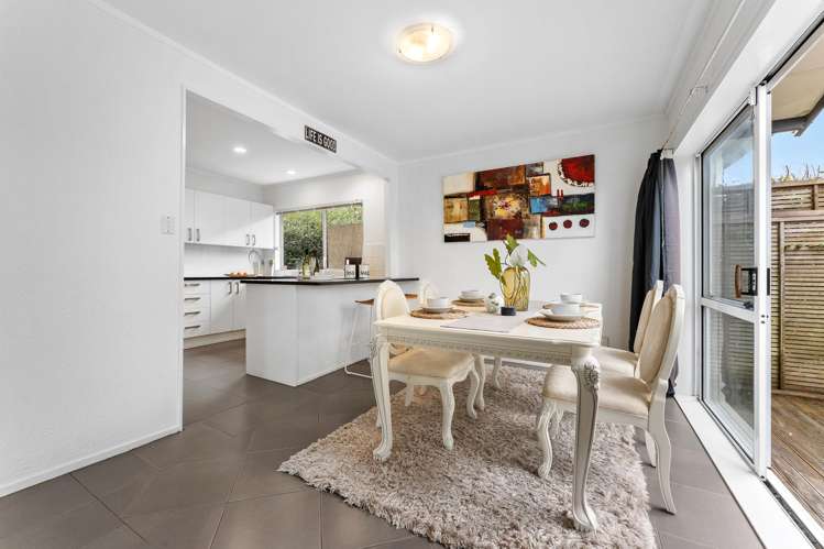 40 Stapleford Crescent Browns Bay_4