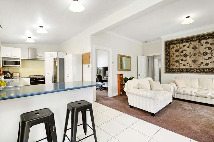 49 Awamutu Grove Waiwhetu_5