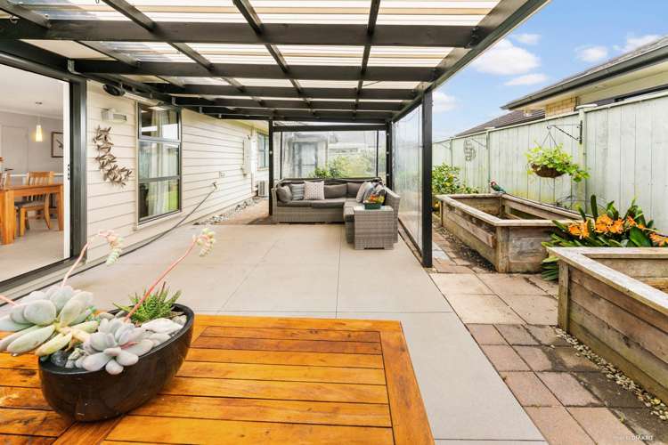 1 Kirkaldy Street Wattle Downs_17