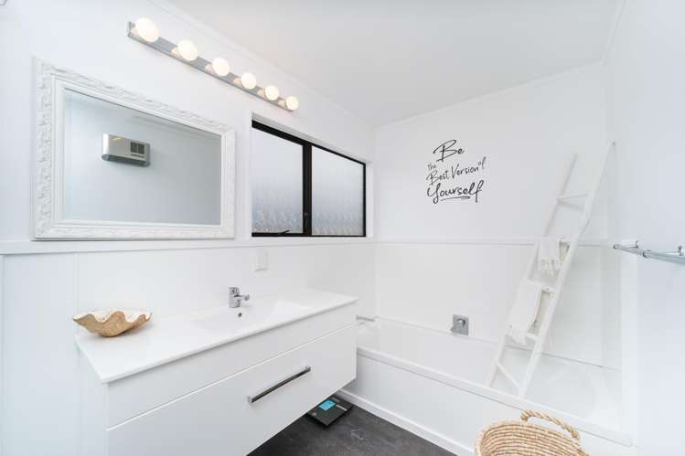 19 Dahlia Street Palmerston North_8