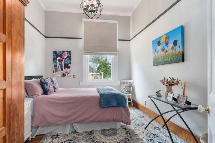 463 High Street South Carterton_13