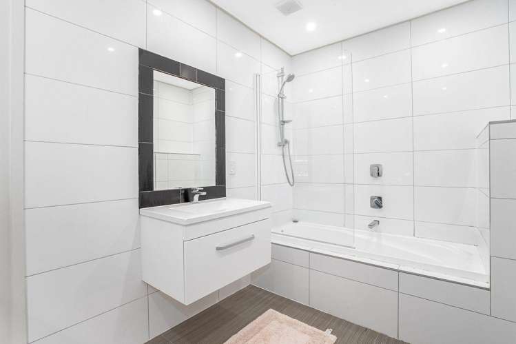  18 Langwell Place Papakōwhai_13