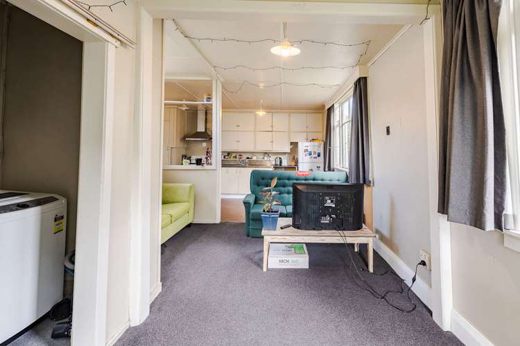 24 Gladstone Road North East Valley_10