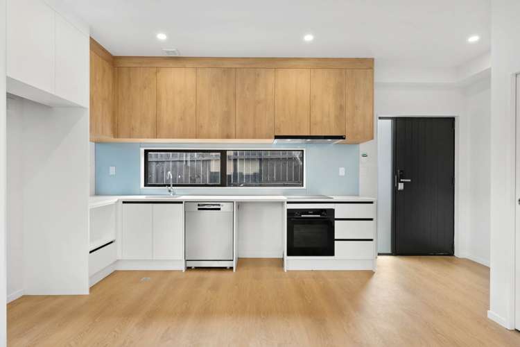 3/38 Kervil Avenue Te Atatu Peninsula_1