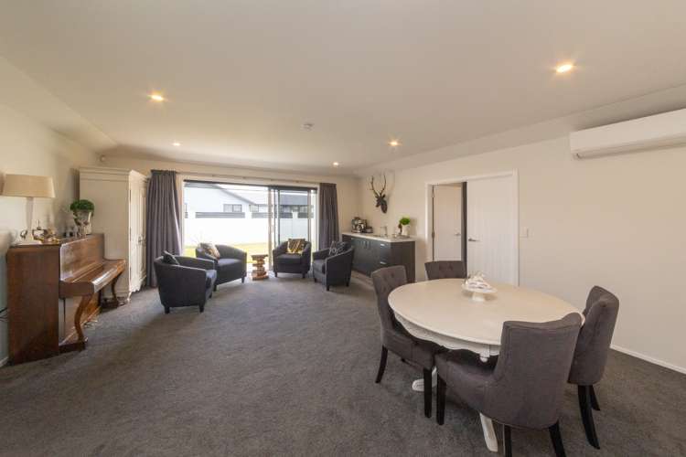 1 Mahi Grove Feilding_7