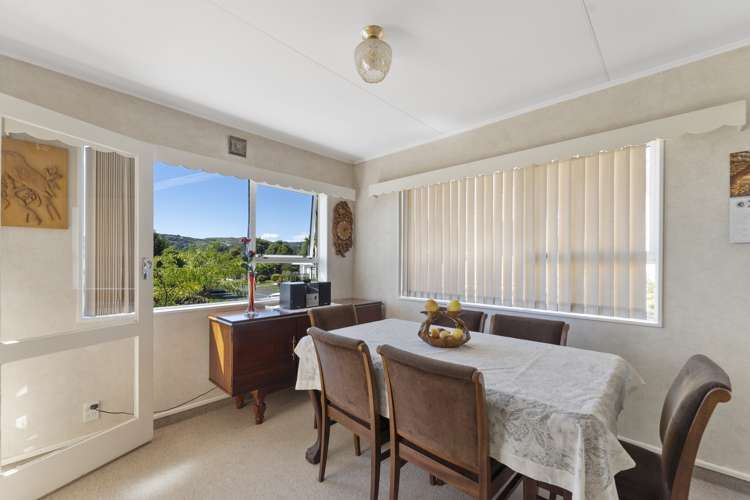 6 Newall Avenue Stoke_7