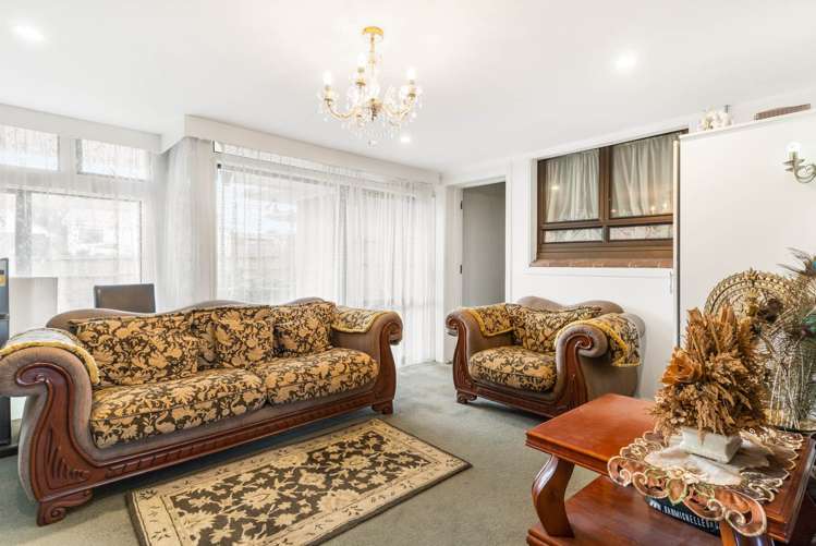 5 Earlsworth Road Mangere East_17