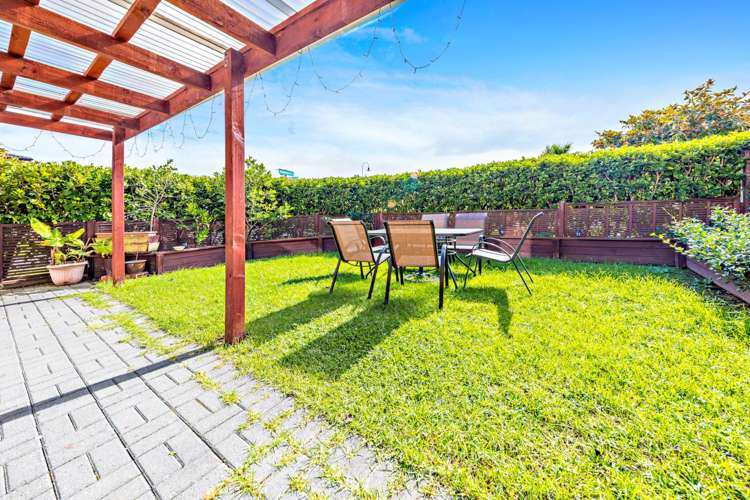 39 Baverstock Road Flat Bush_12