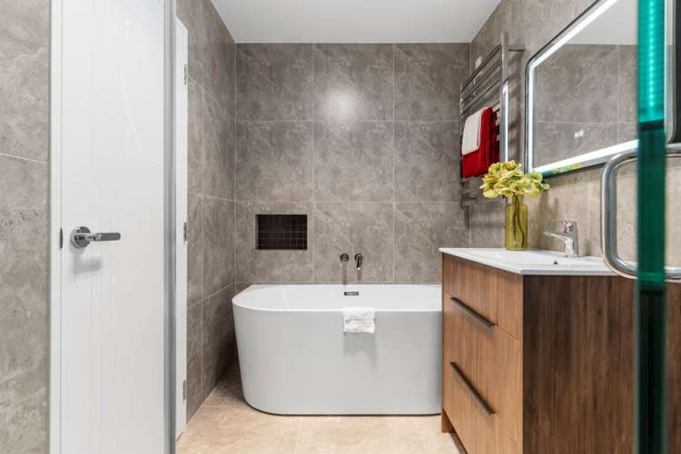 34b Edendale Road Somerville_21