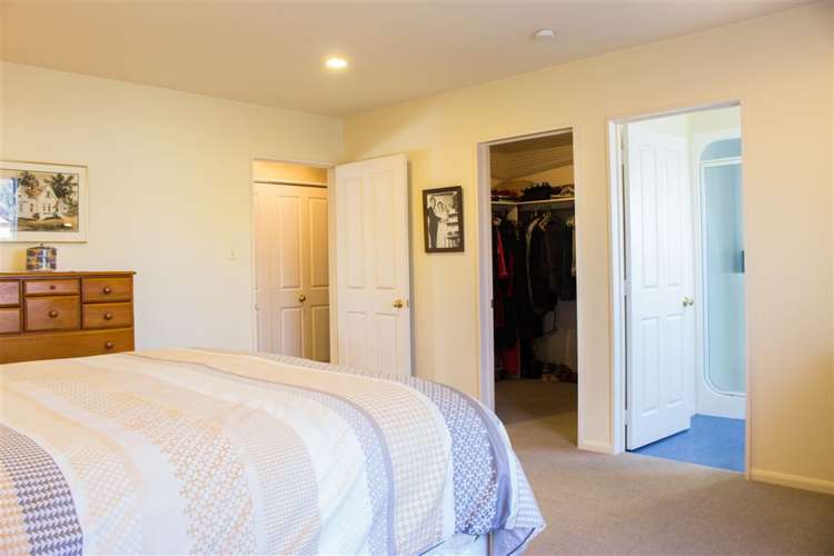 17 Ardilea Avenue Stoke_10