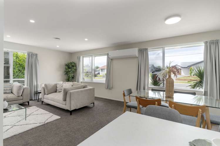 49 Greenhaven Drive Burwood_3