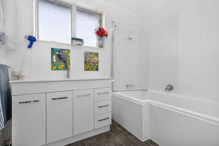 25 Te Takinga Street Turangi_12